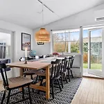 Charming 3-bedroom Summerhouse With A Big Garden * Gilleleje
